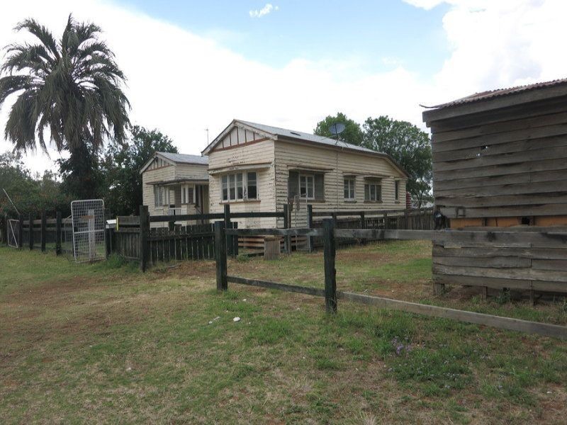 12-14 Forrest Street, Chinchilla QLD 4413