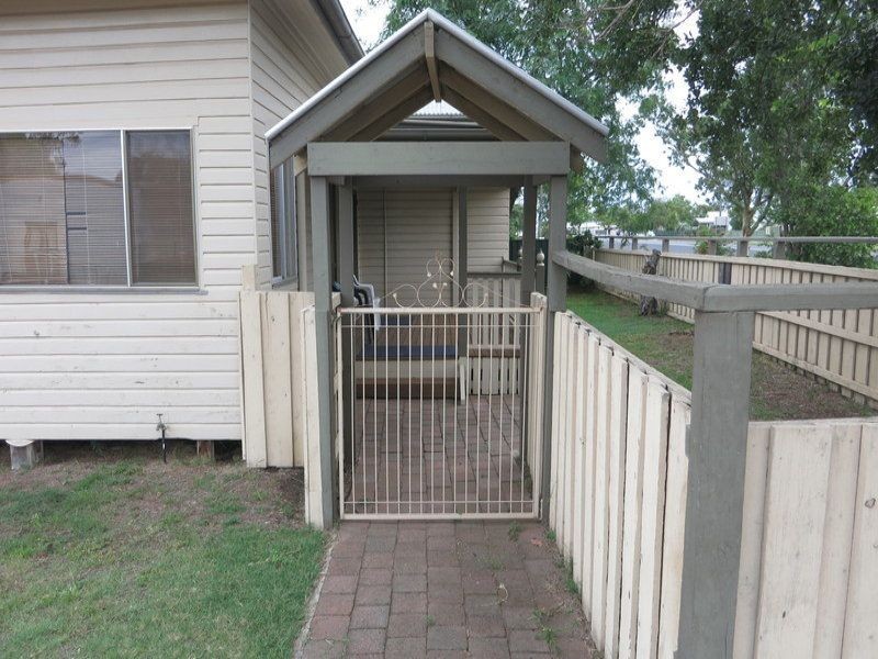 128 Murilla Street, Miles QLD 4415