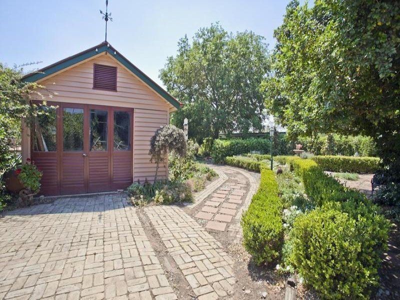 15 Chinchilla Street, Chinchilla QLD 4413