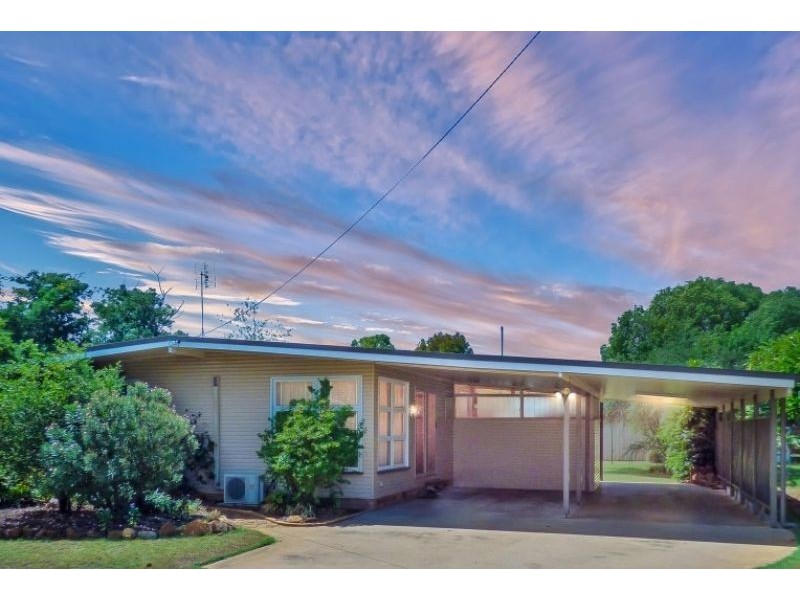 15 Beutel Street, Chinchilla QLD 4413