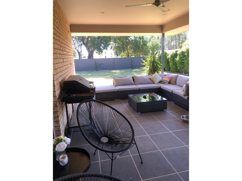 63 Sommerfeld Cres, Chinchilla QLD 4413