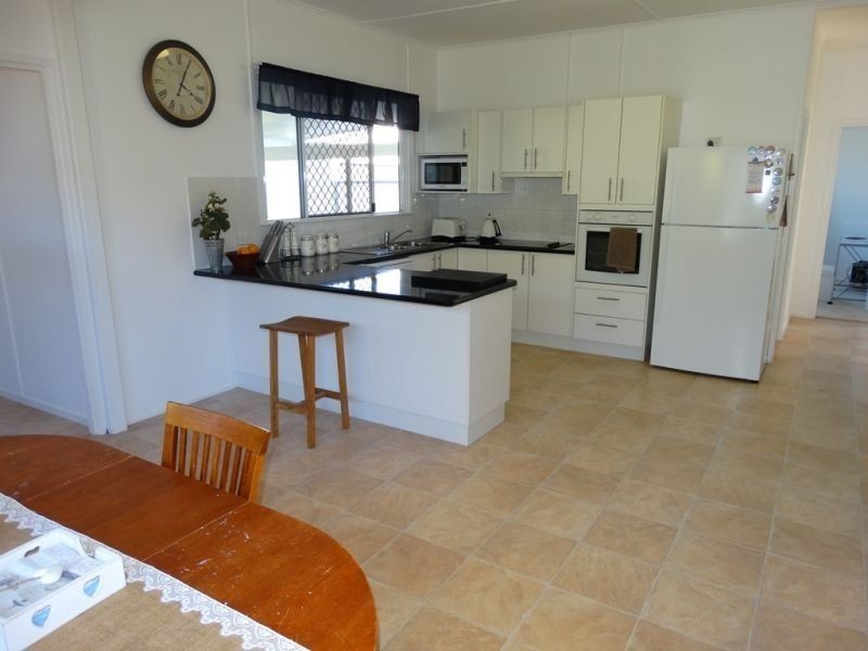 11 Claydon Street, Chinchilla QLD 4413