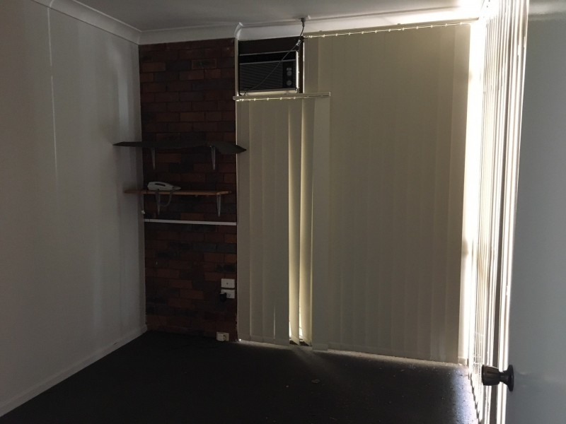 1/50 Middle St, Chinchilla QLD 4413