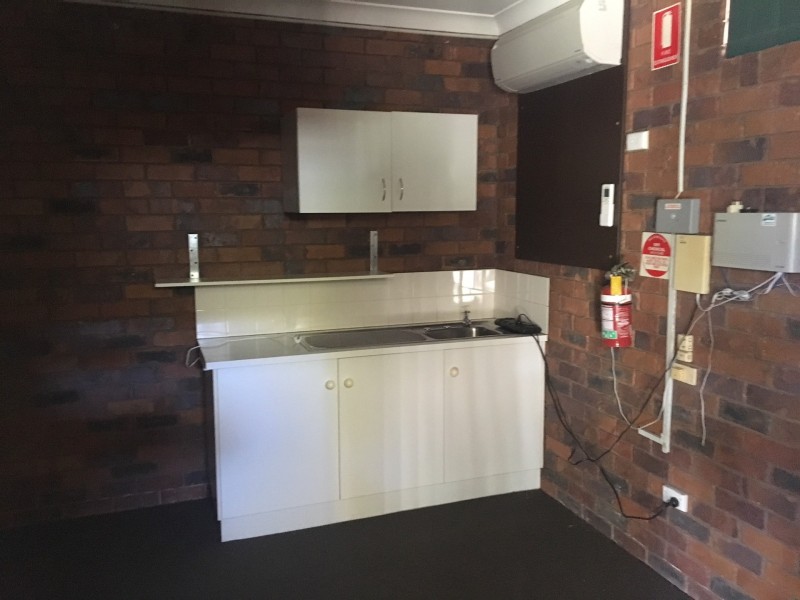 2/50 Middle St, Chinchilla QLD 4413