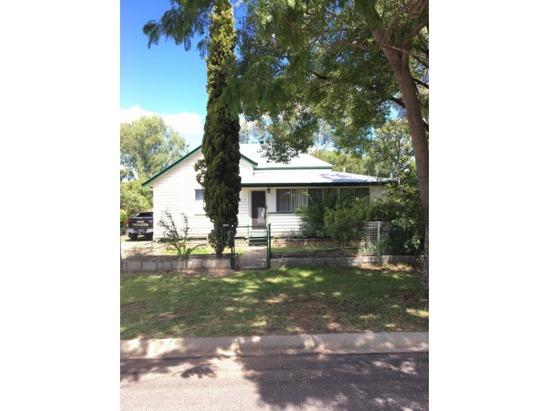 8 Leichhardt Street, Chinchilla QLD 4413