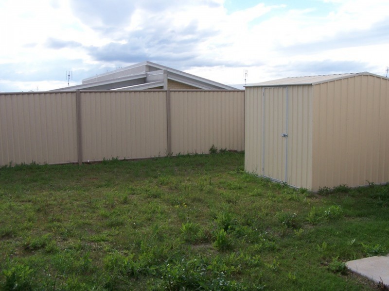 24 Gleeson Street, Chinchilla QLD 4413