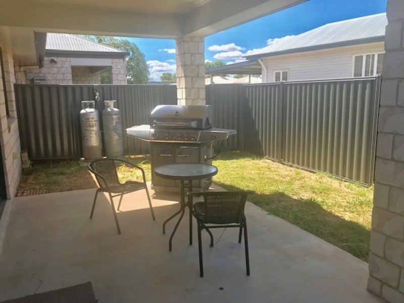 1/65 Wambo Street, Chinchilla QLD 4413