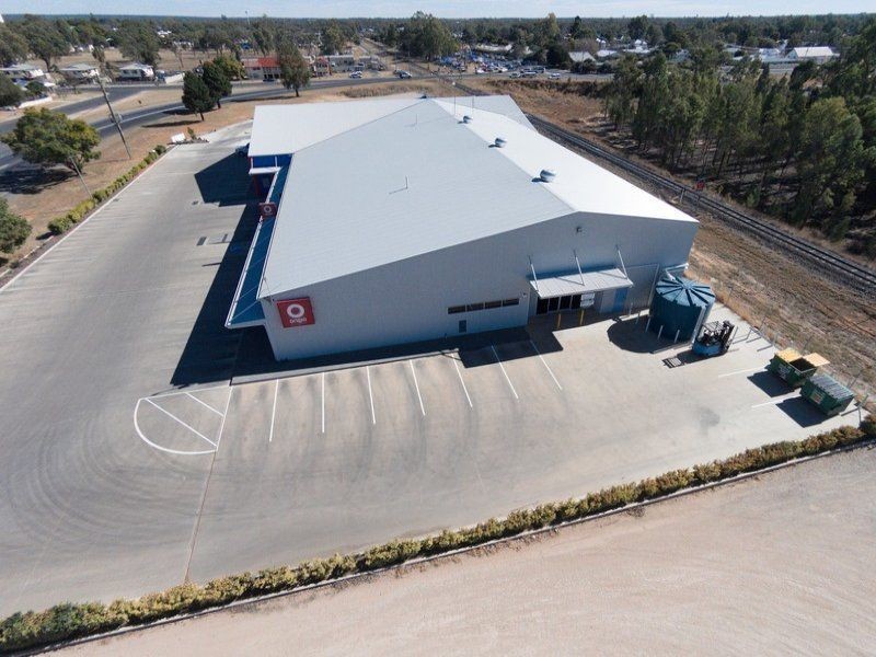 A & B/1 to 7 Warrego Highway, Chinchilla QLD 4413