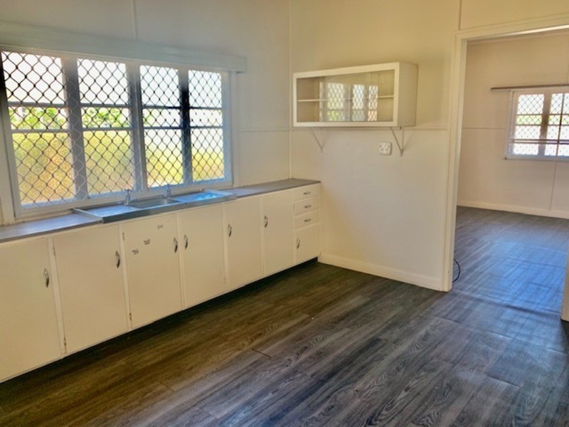 10 Evans Street, Chinchilla QLD 4413