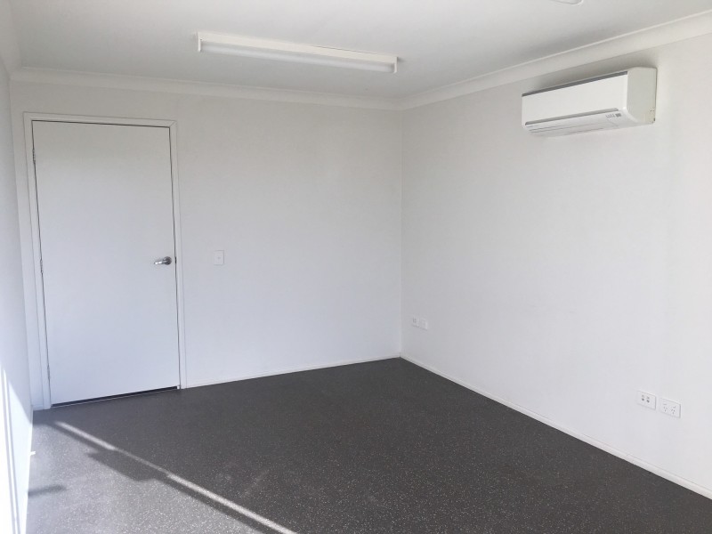 1/4 Dwyer St, Chinchilla QLD 4413