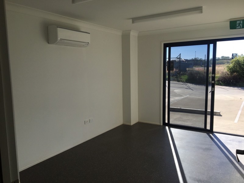1/4 Dwyer St, Chinchilla QLD 4413