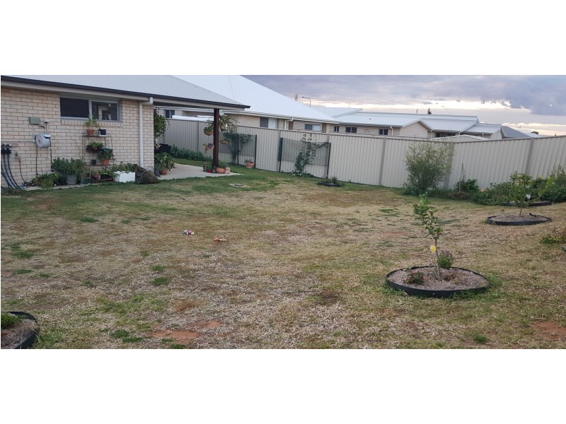 33 Gleeson Street, Chinchilla QLD 4413