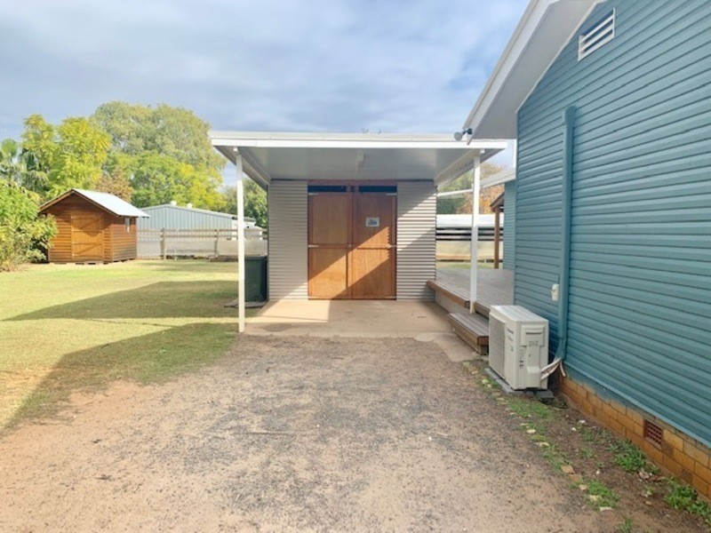 42 Mackie Street, Chinchilla QLD 4413