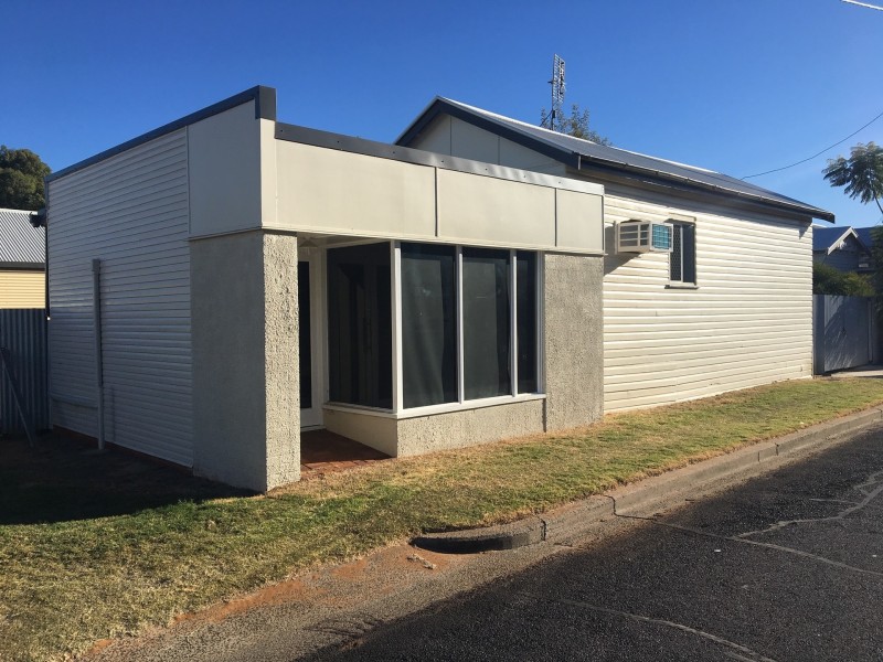 3 First Ave, Chinchilla QLD 4413