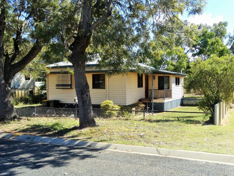 29 Helena Street, Chinchilla QLD 4413