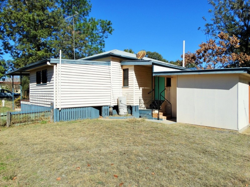 29 Helena Street, Chinchilla QLD 4413