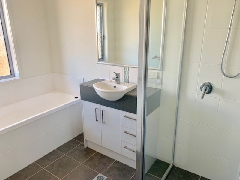 10 Brennan Place, Chinchilla QLD 4413