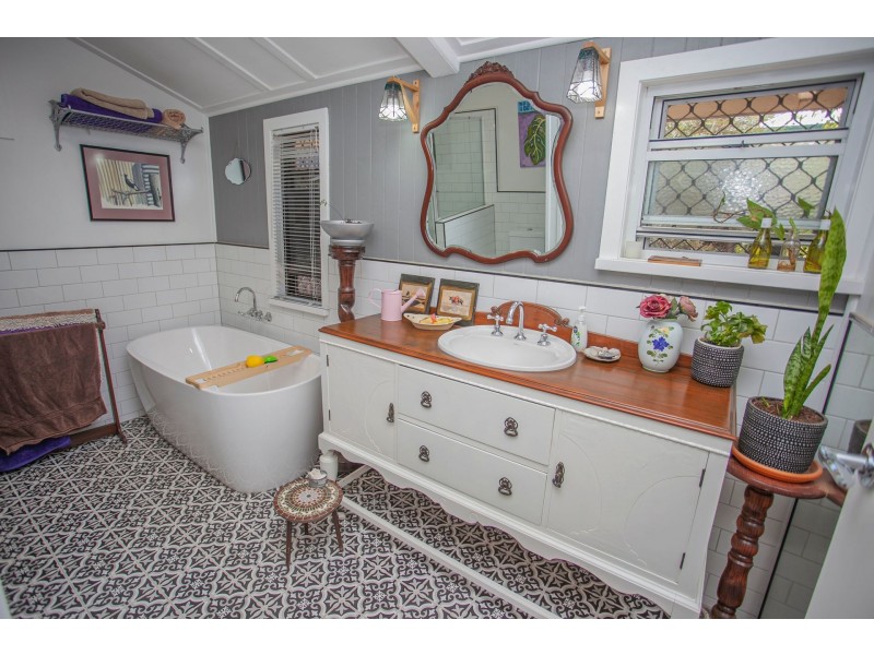 85 Middle Street, Chinchilla QLD 4413