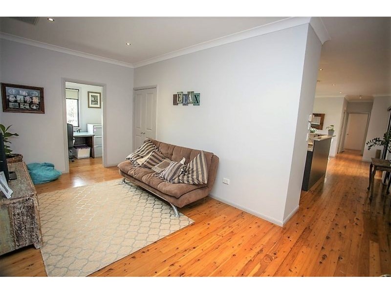 74 Ainsworth Street, Chinchilla QLD 4413