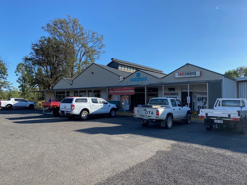 1 & 2/37 Warrego Highway, Chinchilla QLD 4413