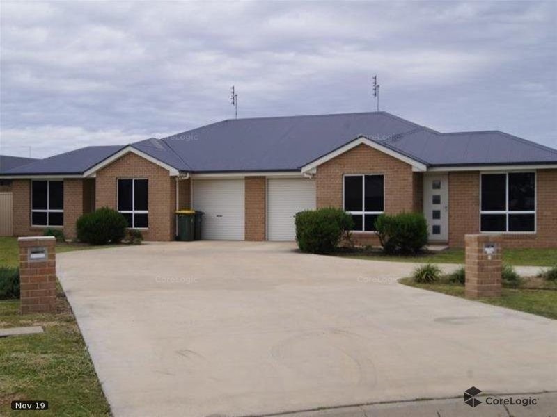 2/12 Lewis Street, Chinchilla QLD 4413