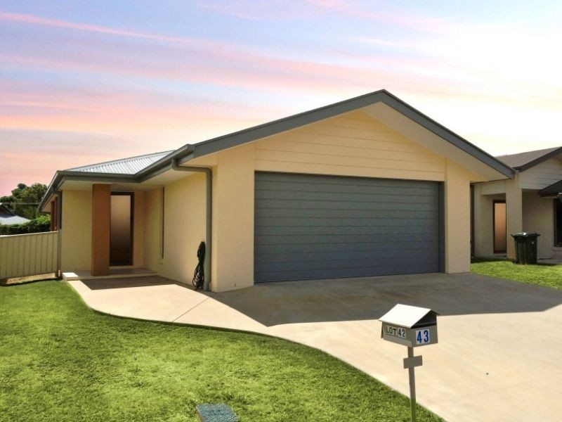 No.43 at Cello Court the Executive Community, Chinchilla QLD 4413