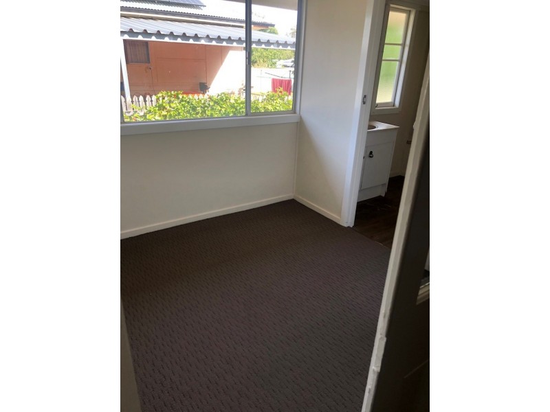 2/14 Claydon, Chinchilla QLD 4413