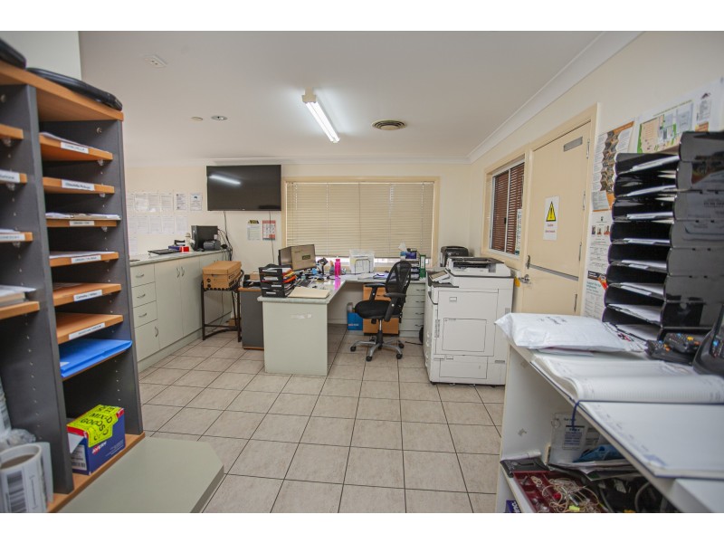 17 – 27 Cooper St, Chinchilla QLD 4413