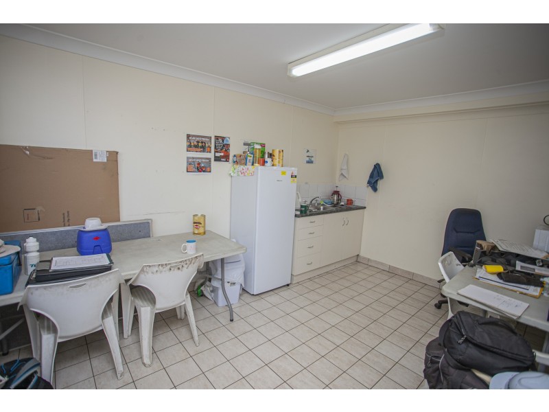 17 – 27 Cooper St, Chinchilla QLD 4413