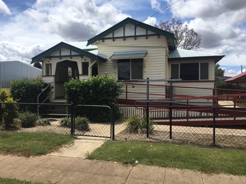 5 Mayne St, Chinchilla QLD 4413