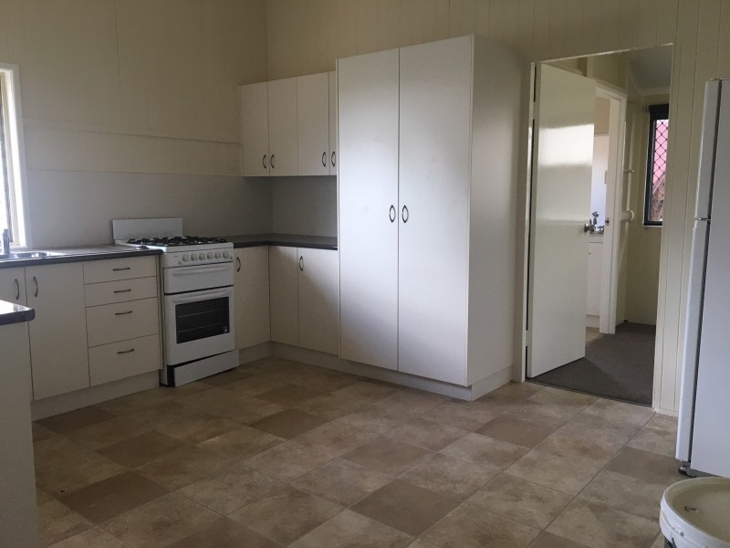 5 Mayne St, Chinchilla QLD 4413