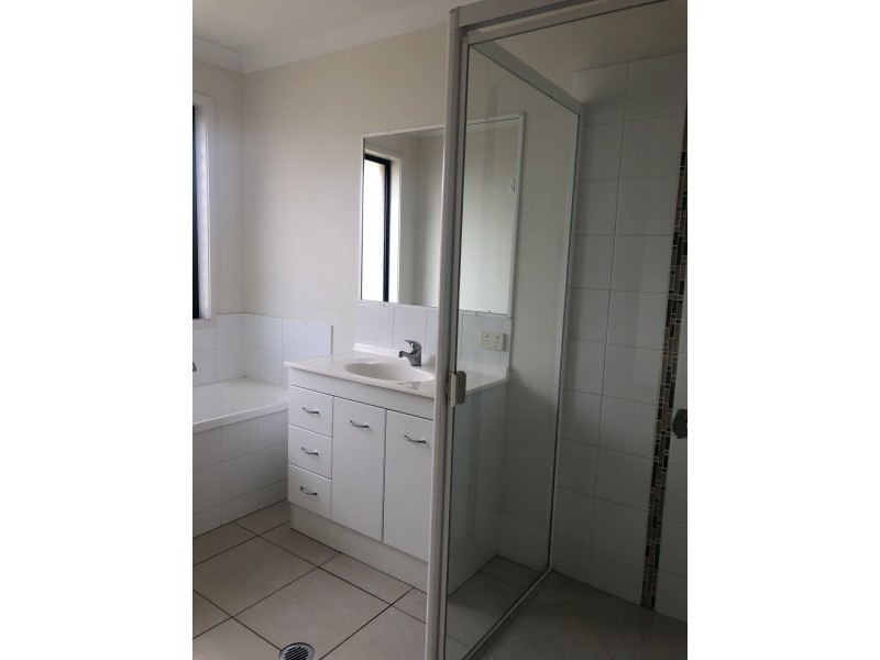 4 Campbell Street, Chinchilla QLD 4413