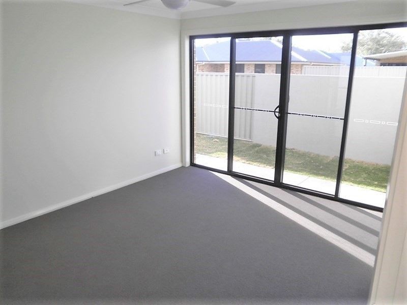 1, 2 3 4 no 2 Sheridan Street, Chinchilla QLD 4413