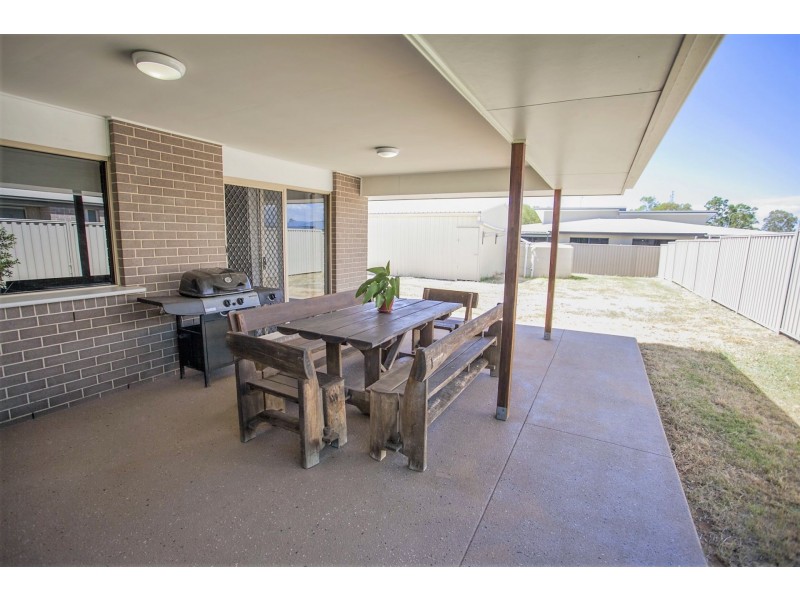 3 Frame Street, Chinchilla QLD 4413