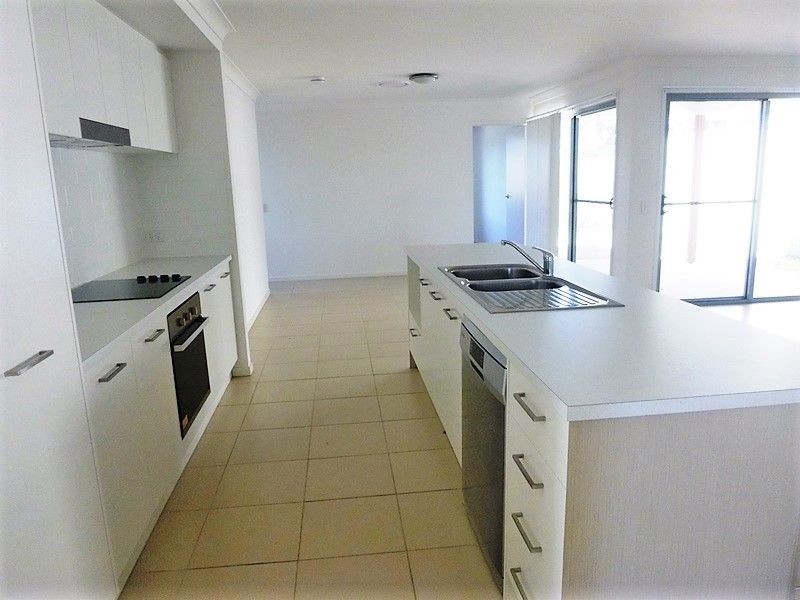 6 Bridgeman Parade, Chinchilla QLD 4413