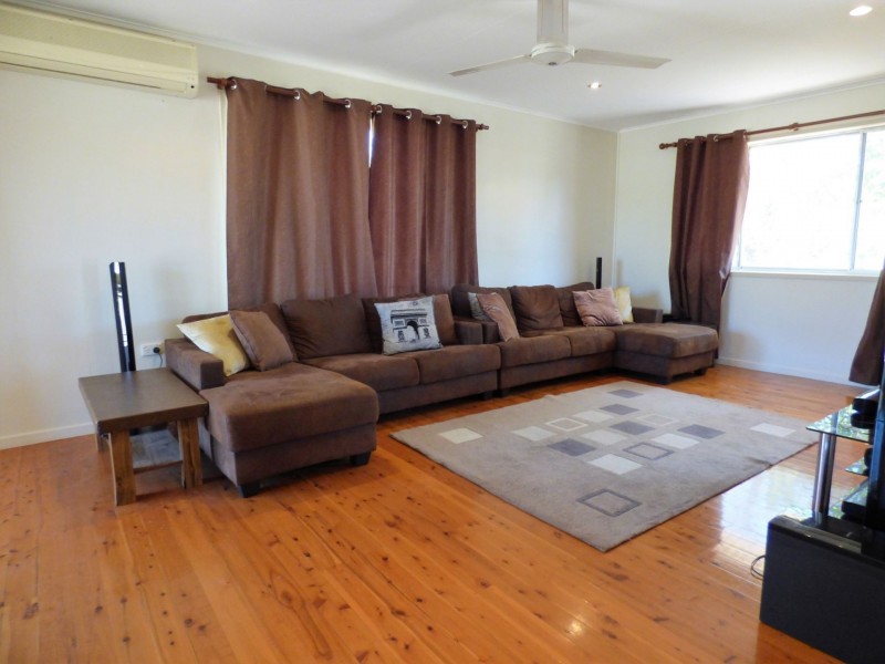 33 Claydon Street, Chinchilla QLD 4413