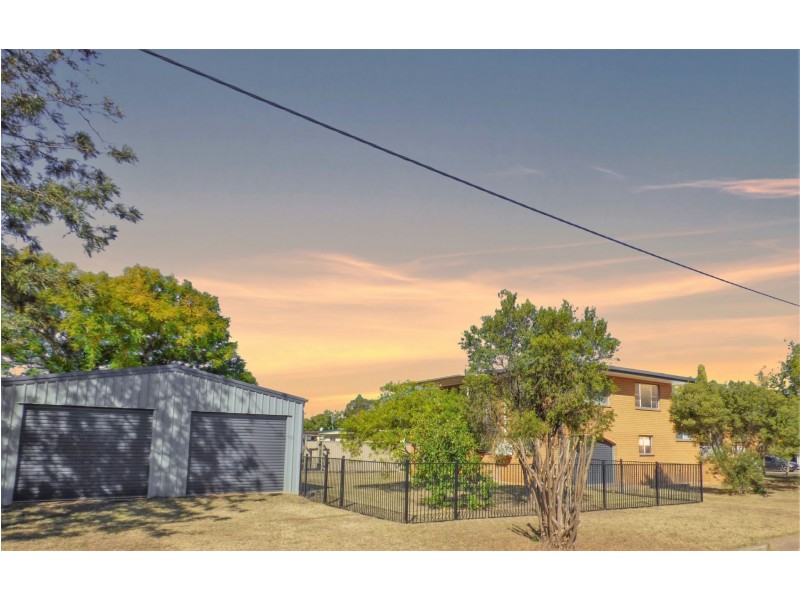33 Claydon Street, Chinchilla QLD 4413
