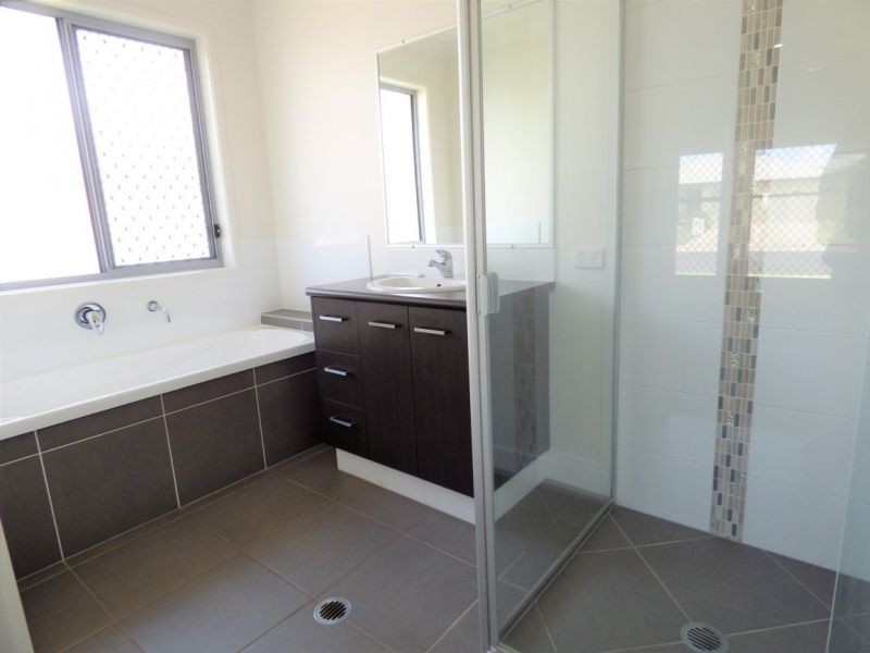 36 Bridgeman Parade, Chinchilla QLD 4413