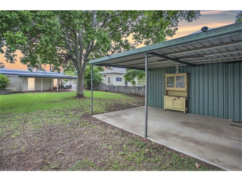 13 Birkett Street, Chinchilla QLD 4413