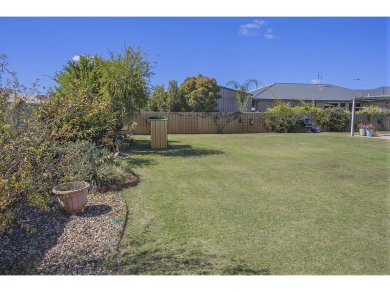 39 Pilkington Street, Chinchilla QLD 4413