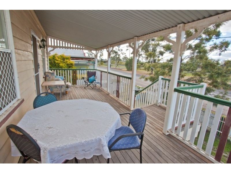 46 Railway St, Chinchilla QLD 4413