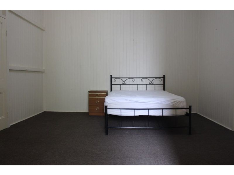 1-3/26 Park Street, Chinchilla QLD 4413