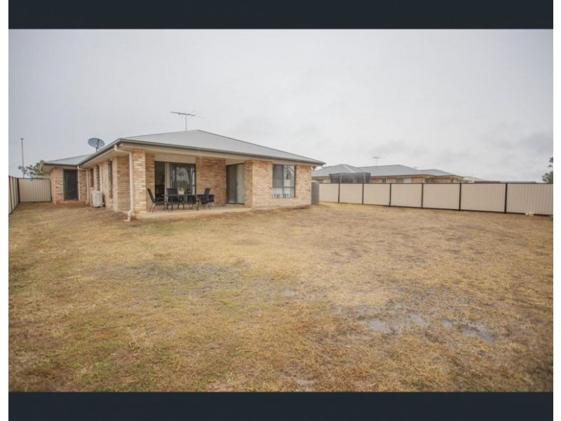 25 Campbell St, Chinchilla QLD 4413