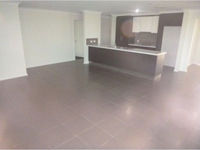 50 Sommerfeld Cres, Chinchilla QLD 4413