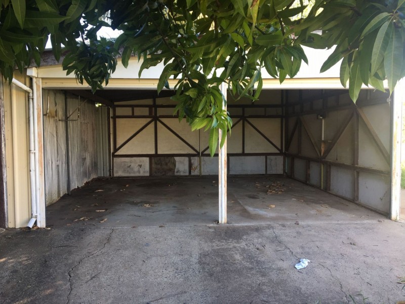 44 Bell St, Chinchilla QLD 4413