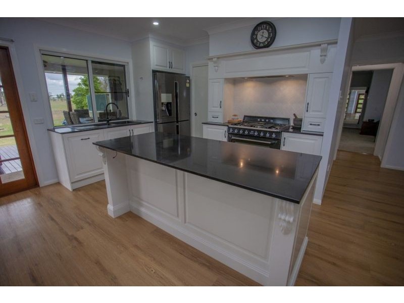 211 Dawson Gates Road, Chinchilla QLD 4413