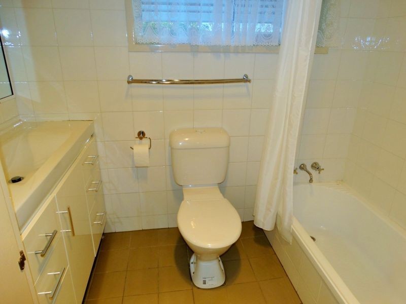 9 First Avenue, Chinchilla QLD 4413