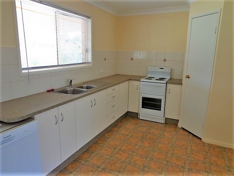 10 McIntyre Street, Chinchilla QLD 4413