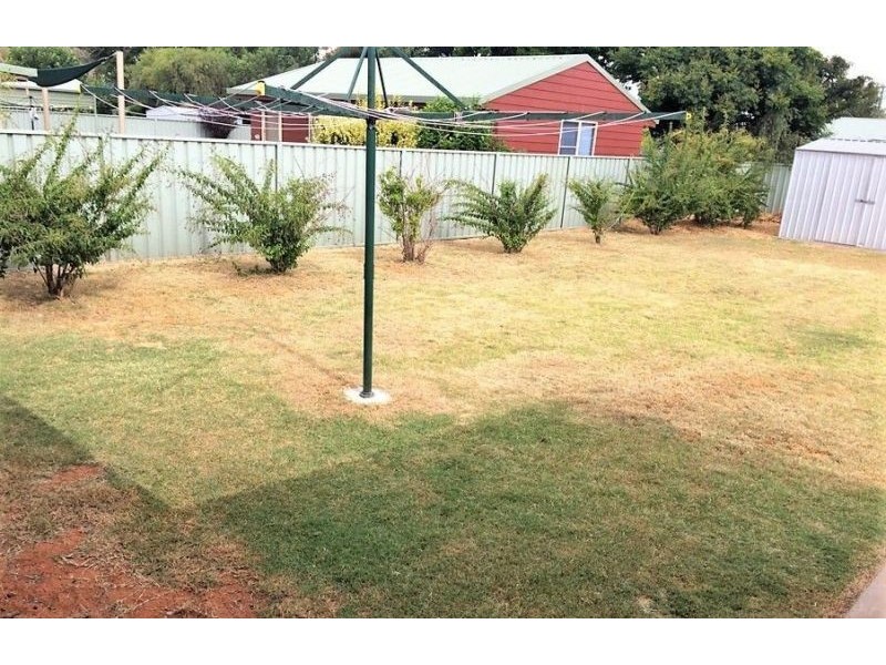 10 McIntyre Street, Chinchilla QLD 4413