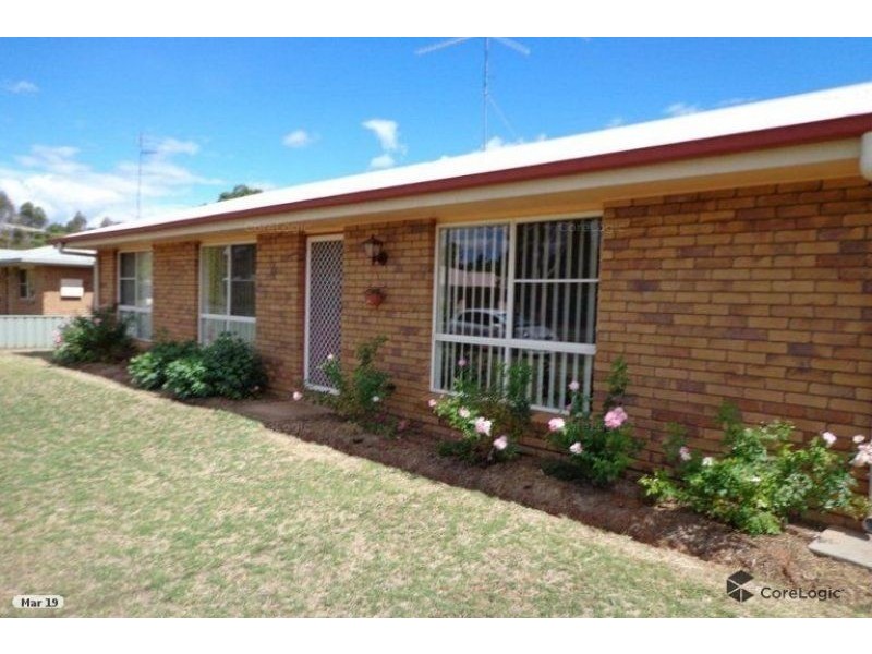 10 McIntyre Street, Chinchilla QLD 4413